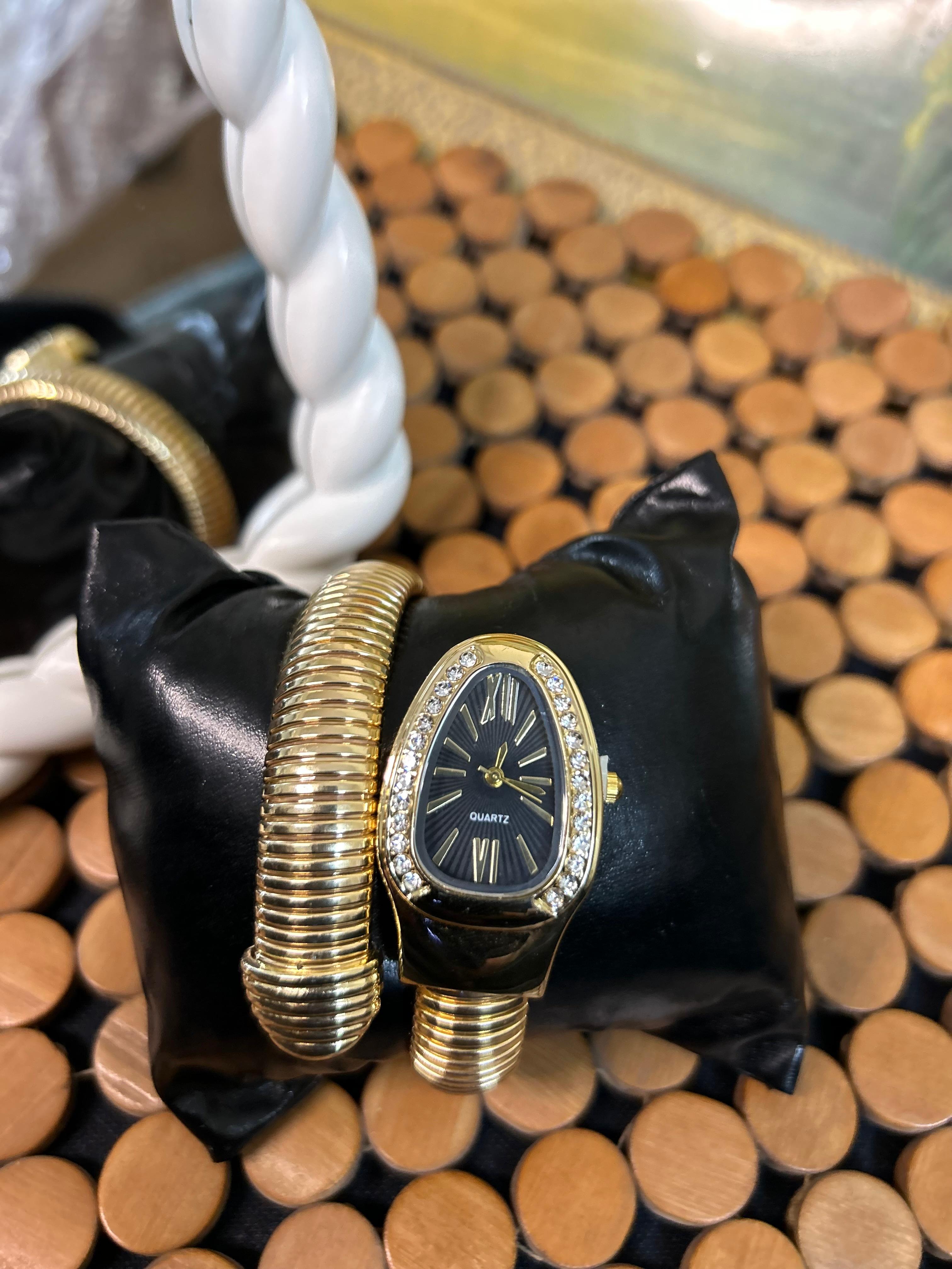Black Dial Snake Watch for Women – Single Layer Bracelet Watch