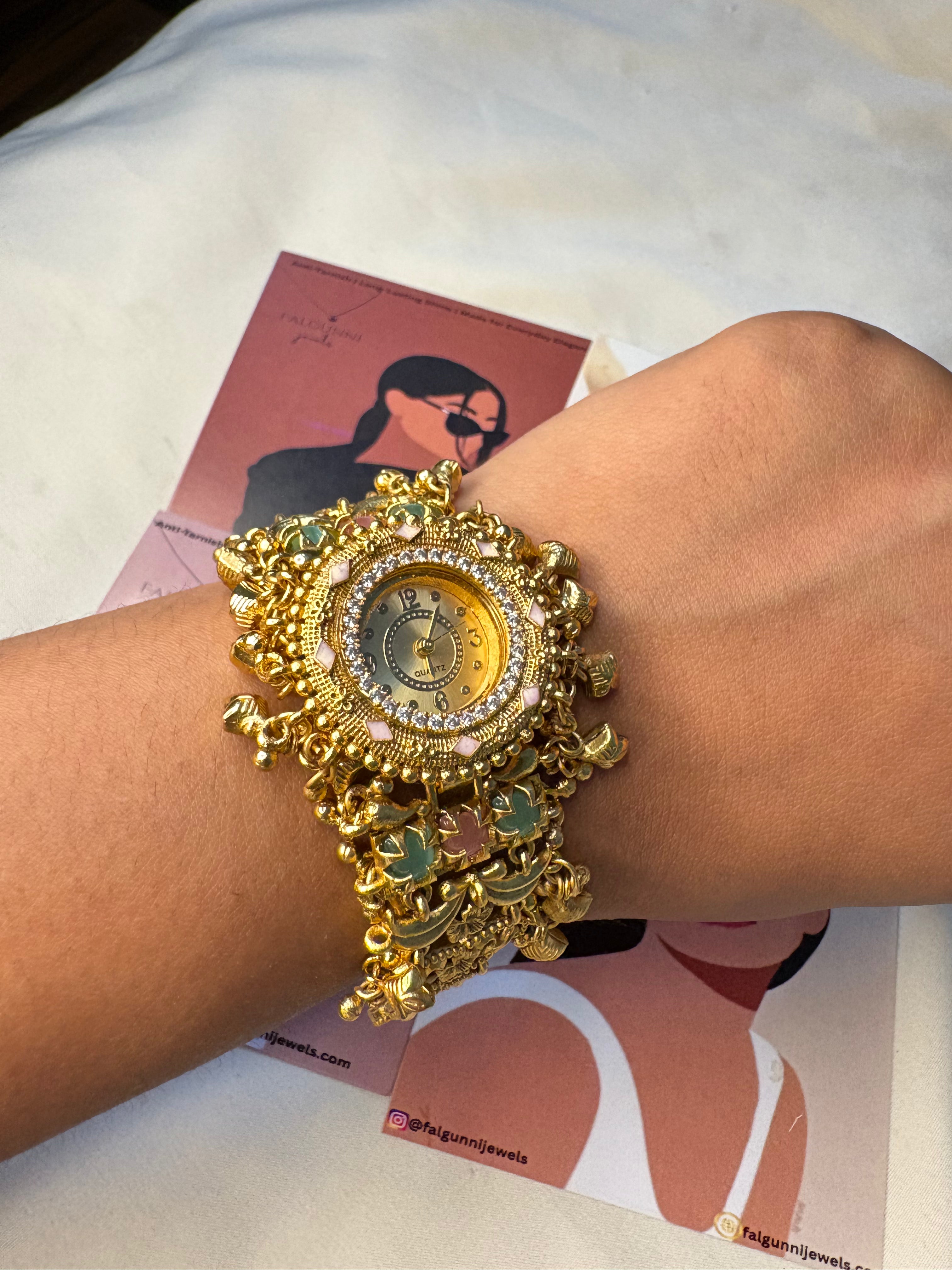 Elara Heritage Watch for Women – Minimal Elegant Gold Watch