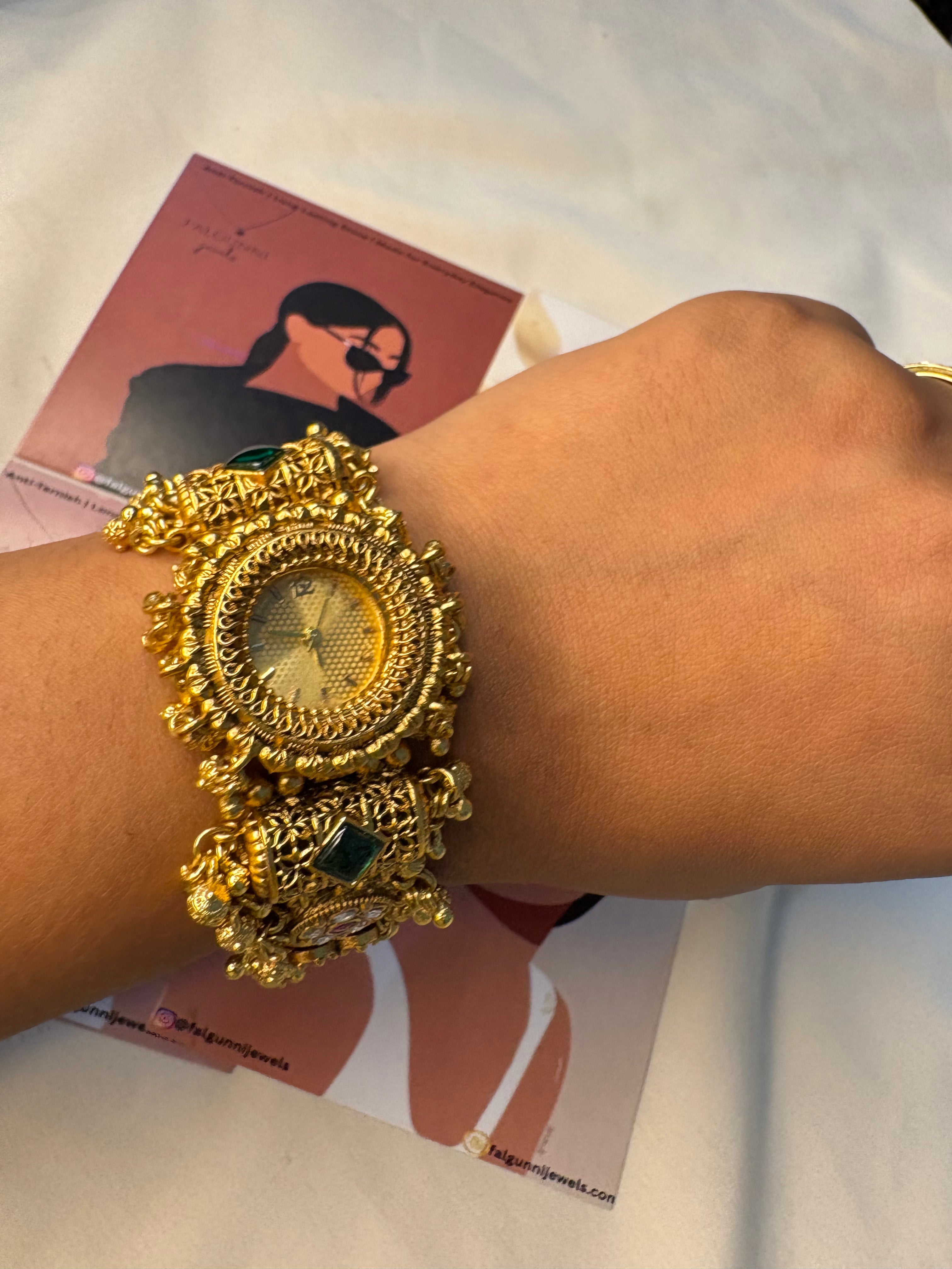 Velora Heritage Watch for Women – Stylish Gold Watch