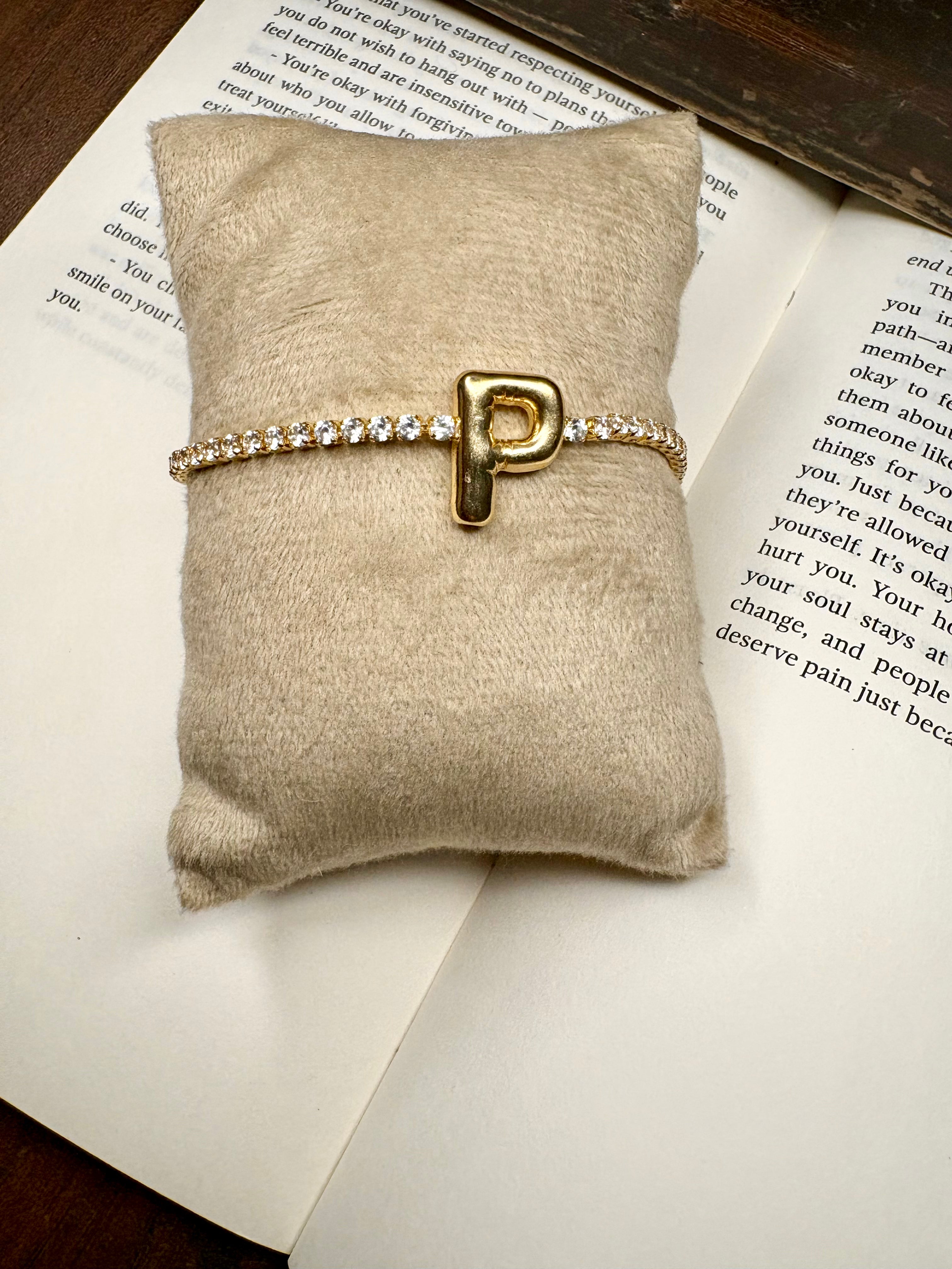 Link Chain P Bracelet – Modern Minimal Style