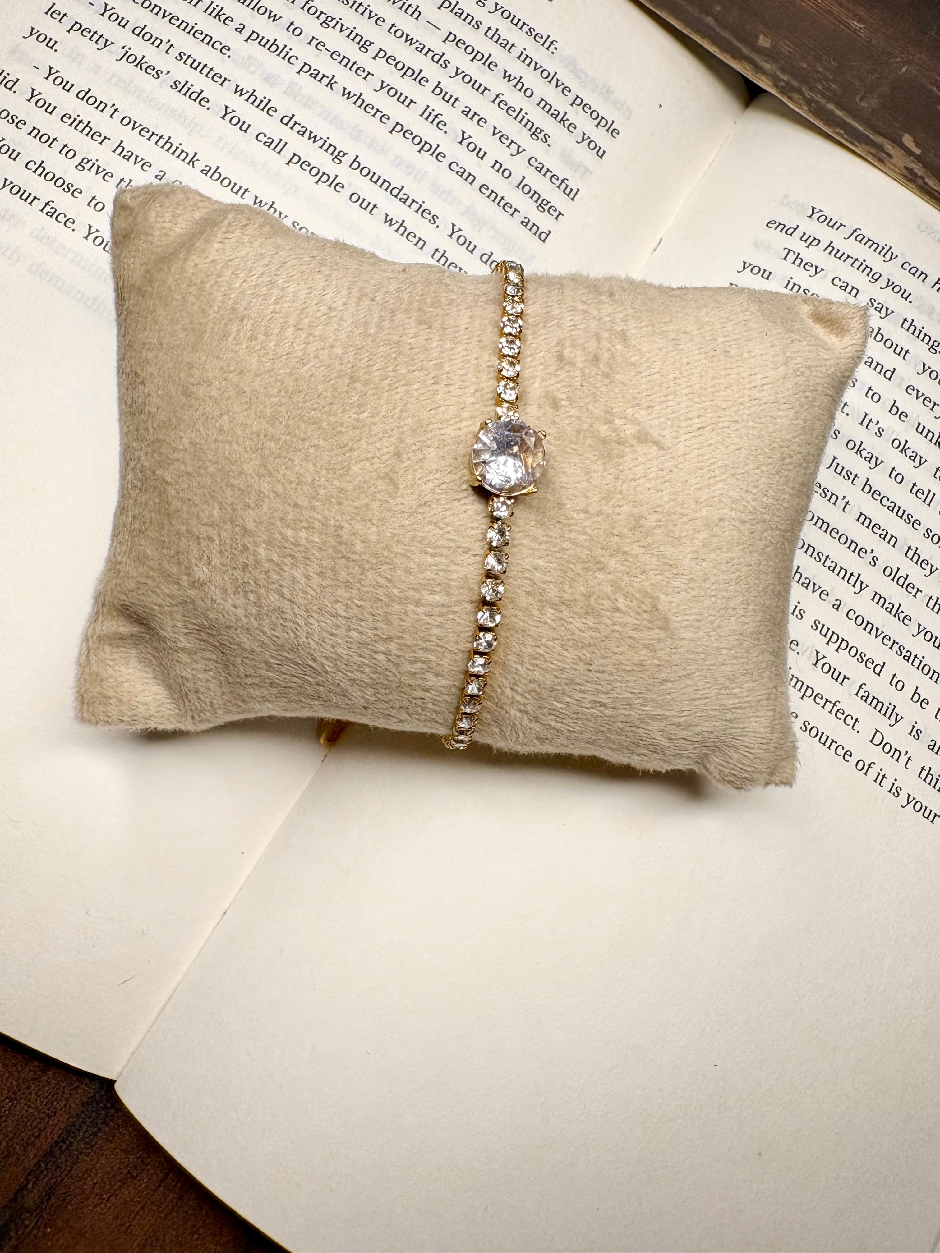 Diamond Studded Bracelet – Modern Artistic Design