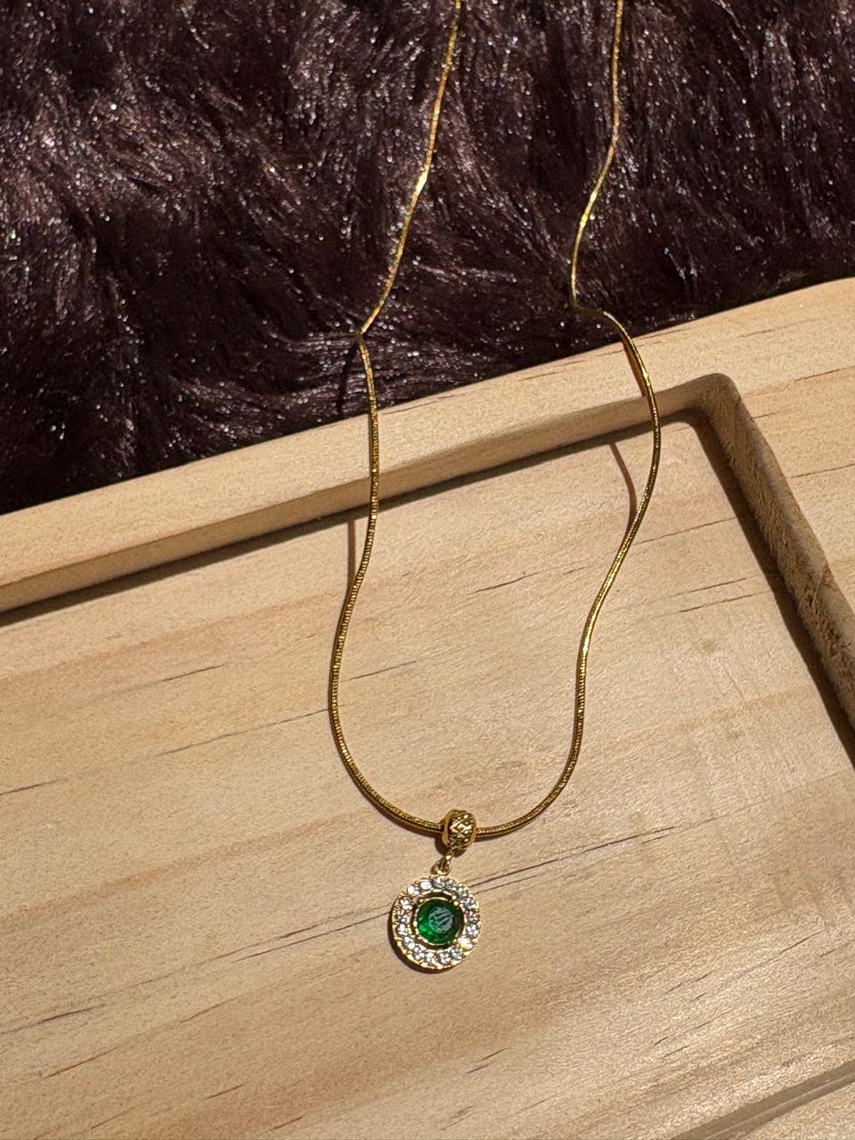 Lucky emareld Pendant