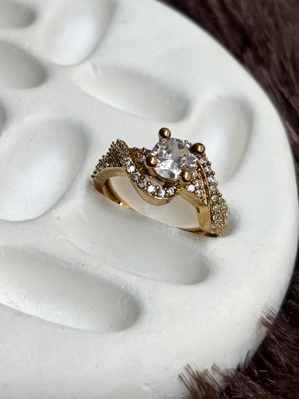 Twisted Band Stone Ring
