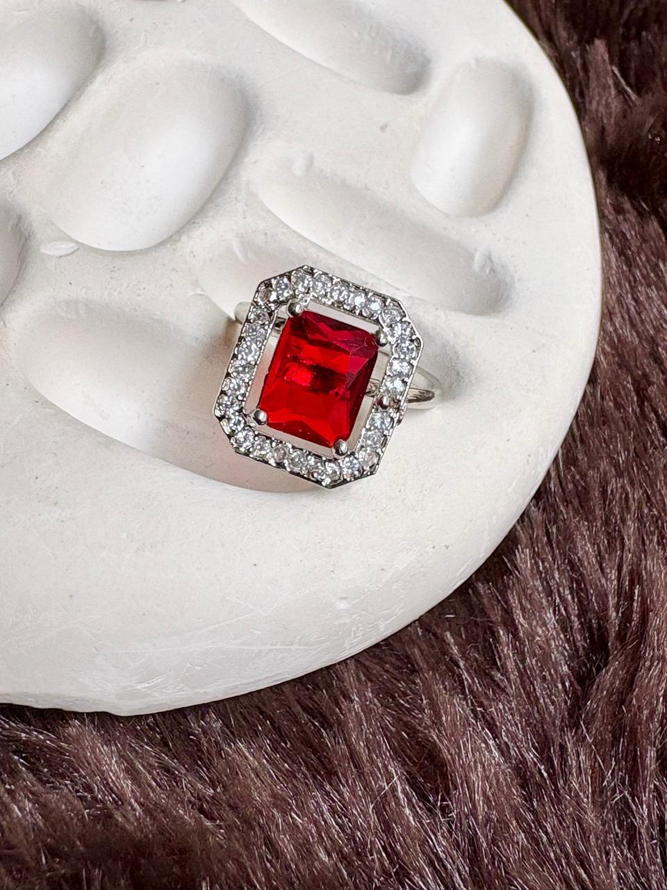 Regal Dome Ring