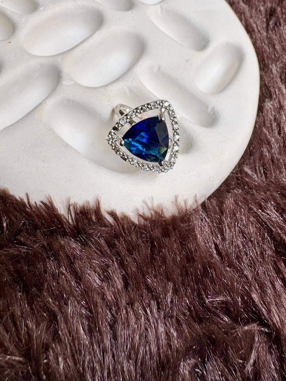 Royal Ethnic Ring