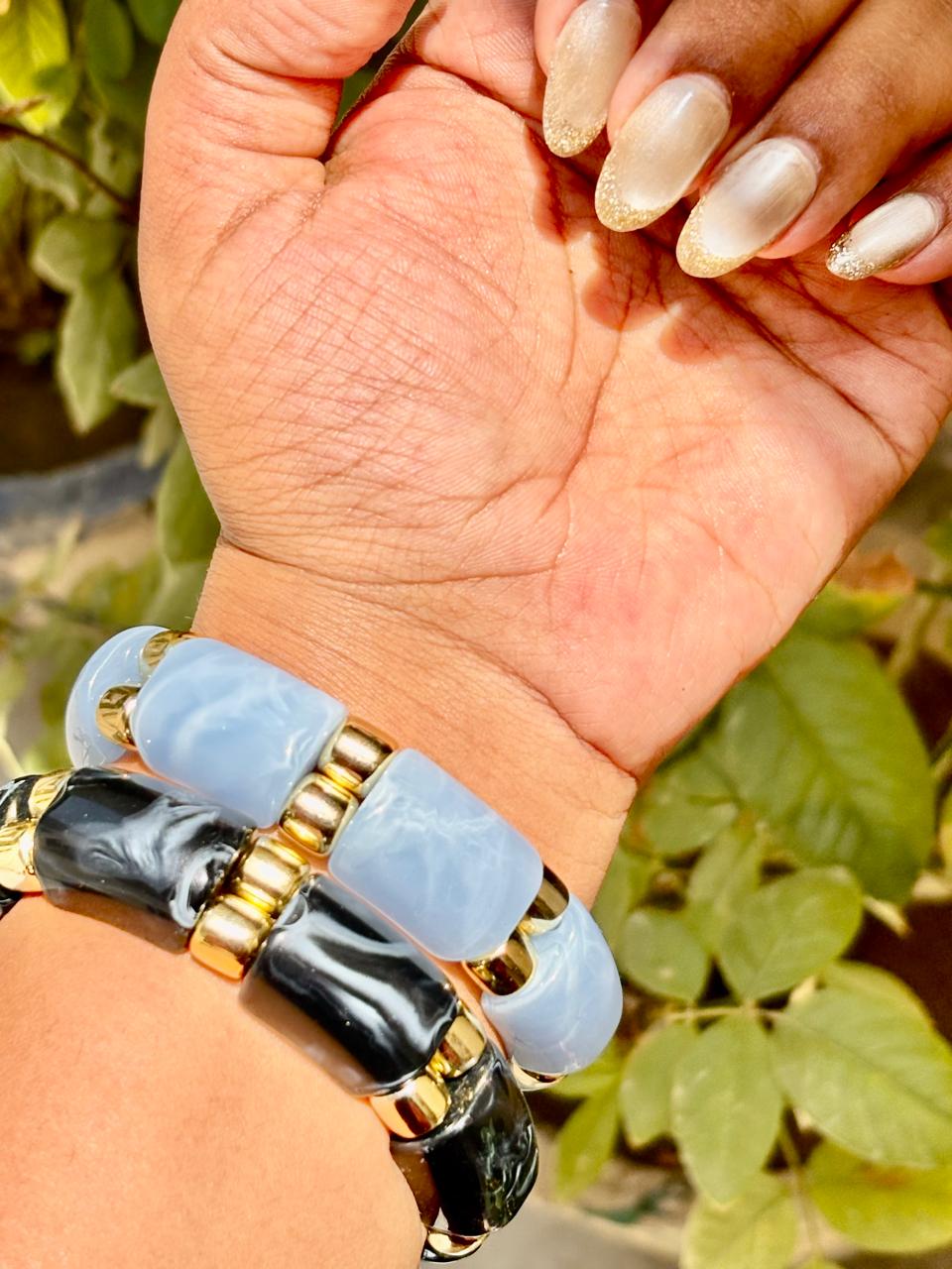 Broad Resin Cuff Stretchable