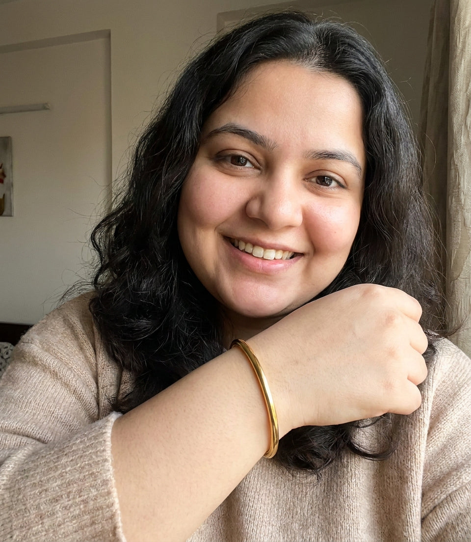 Bangle Bracelet 05 - on model