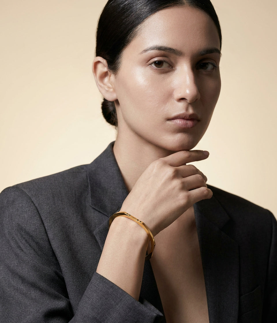 Bangle 3-02 - on model
