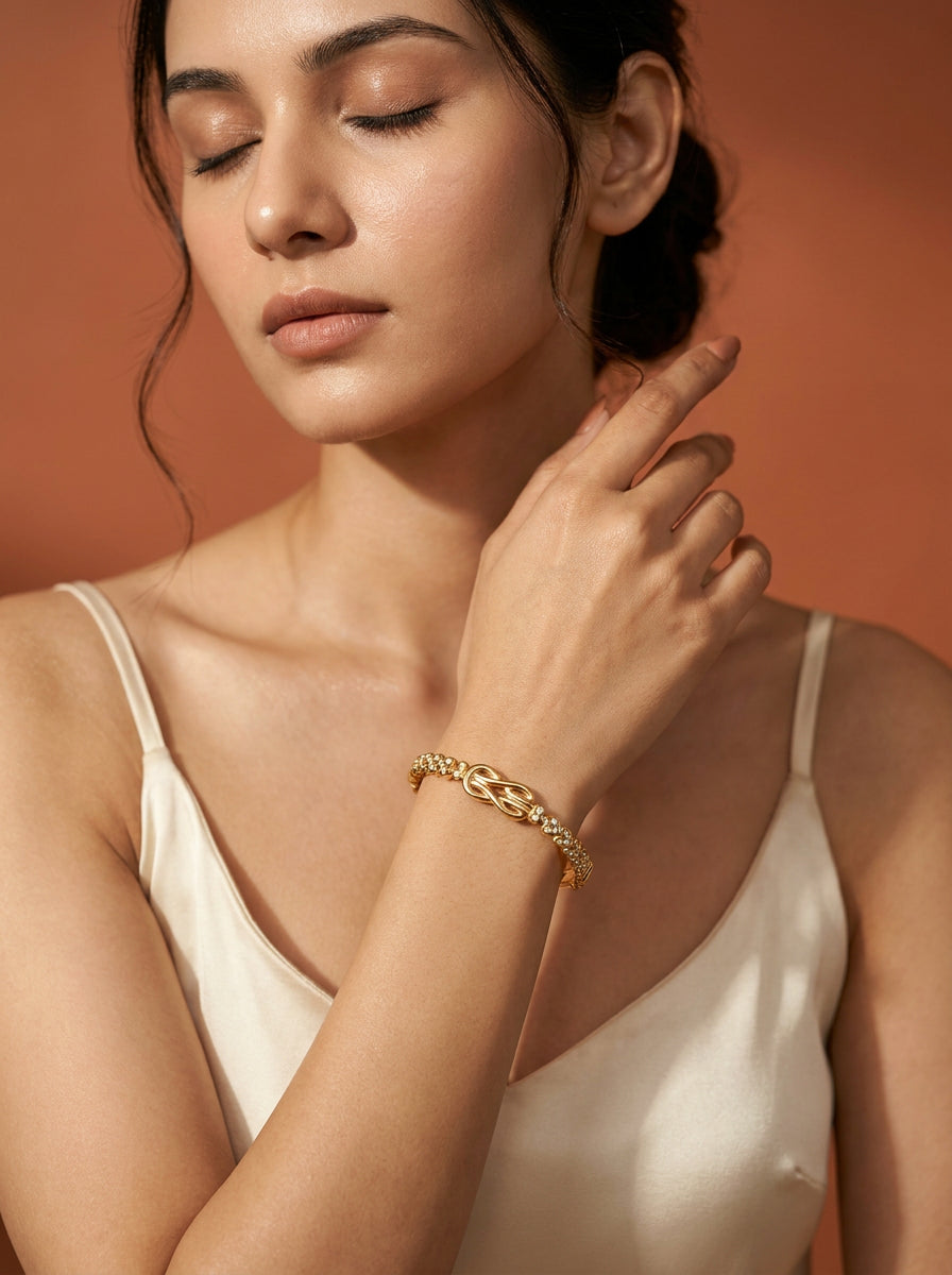 Bangle 3-03 - on model