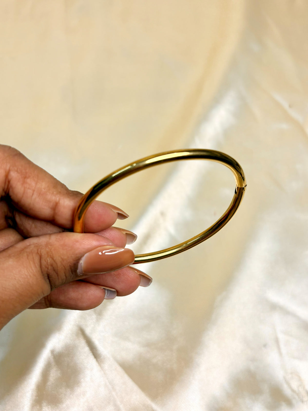 Bangle 4-04