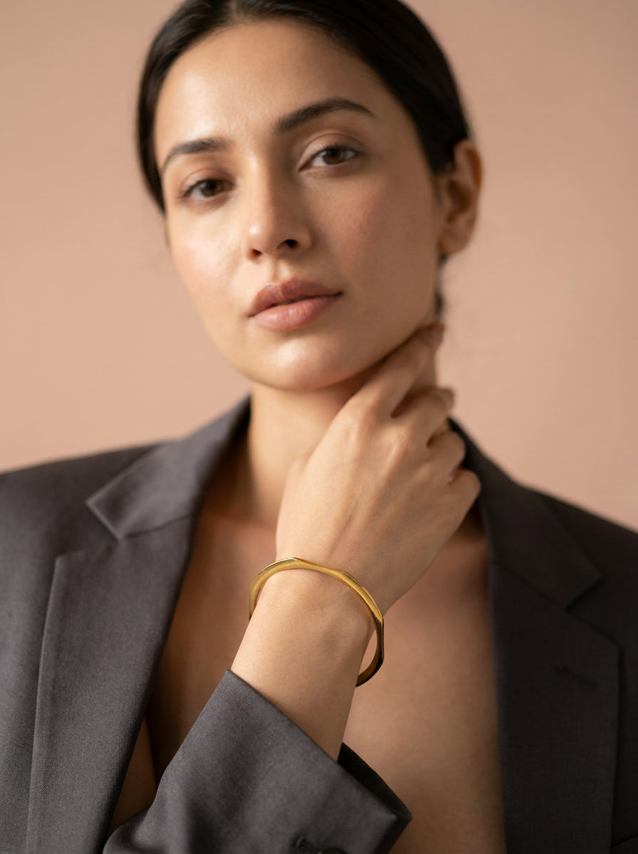 Bangle 4-14 - on model