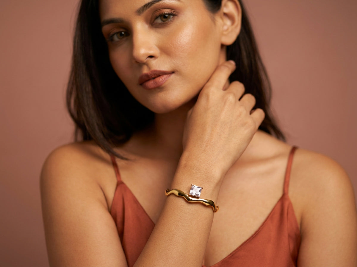 Bangle 4-16 - on model
