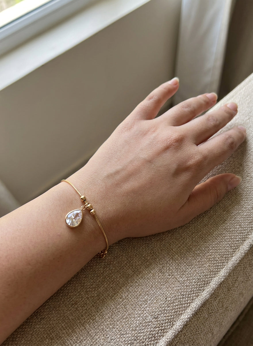 Bracelet 01 - on model