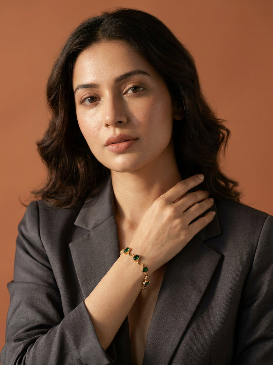 Bracelet 2-02 - on model