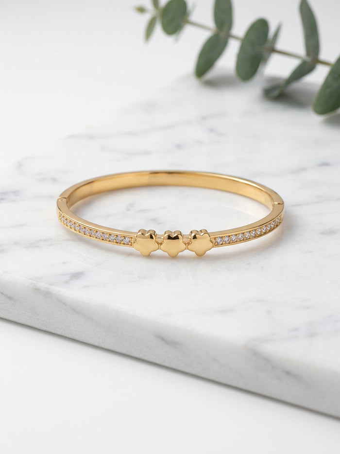 Clover Stone Gold Bangle Bracelet Size 2.4