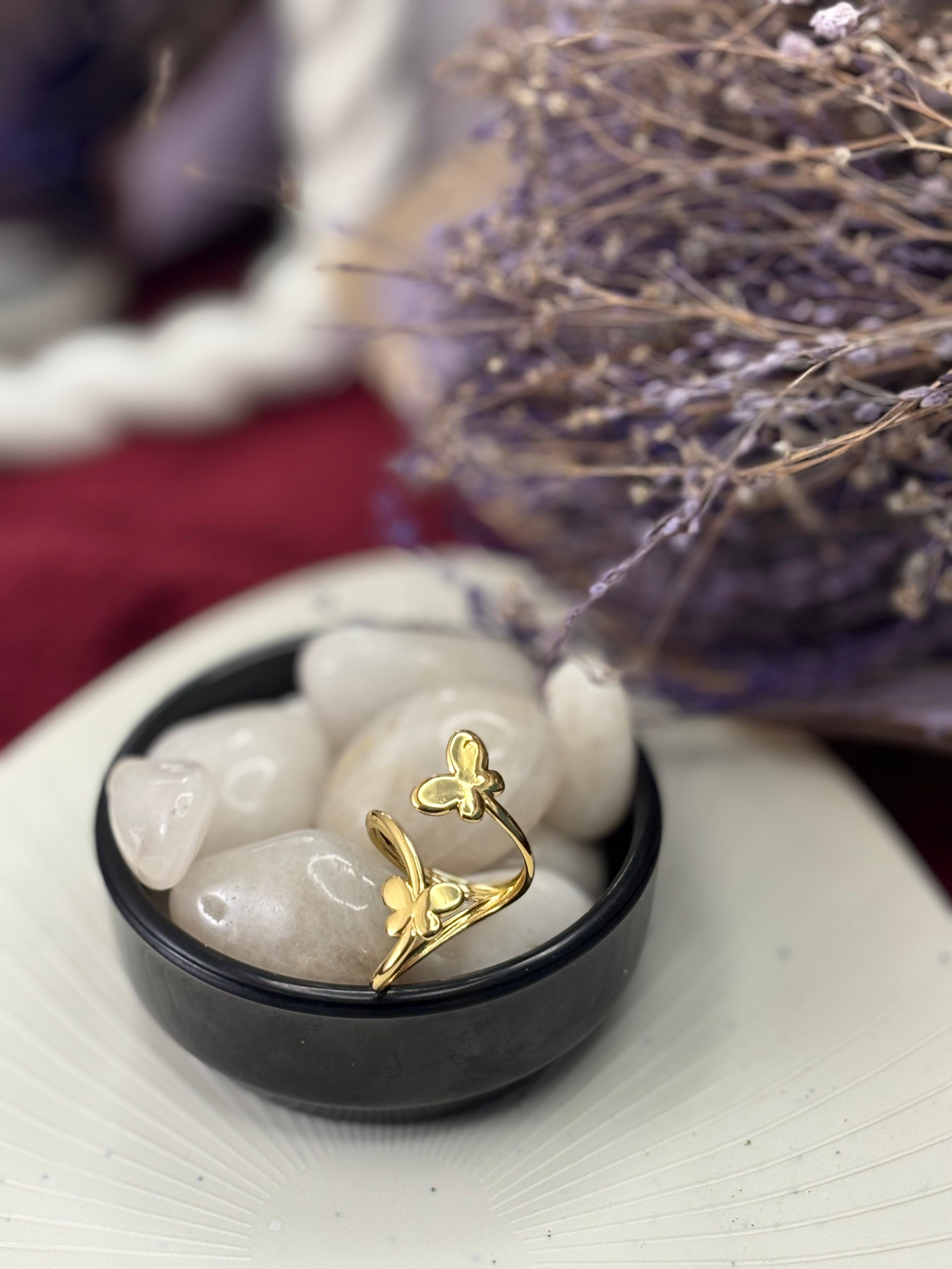 sculptural wrap gold ring