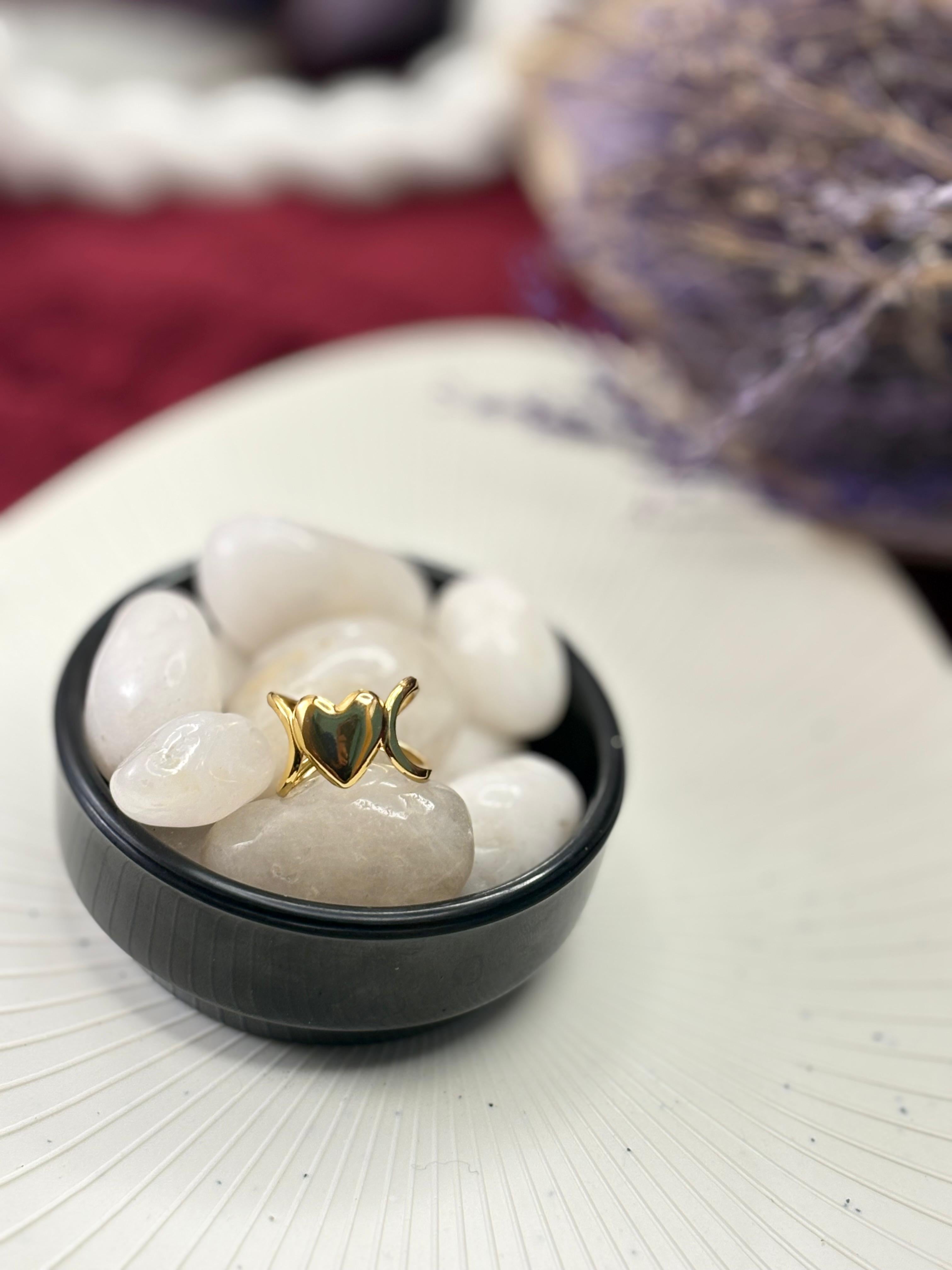 heart gold ring for women