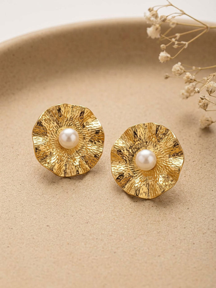 Pearl Centre Ruffle Gold Stud Earrings