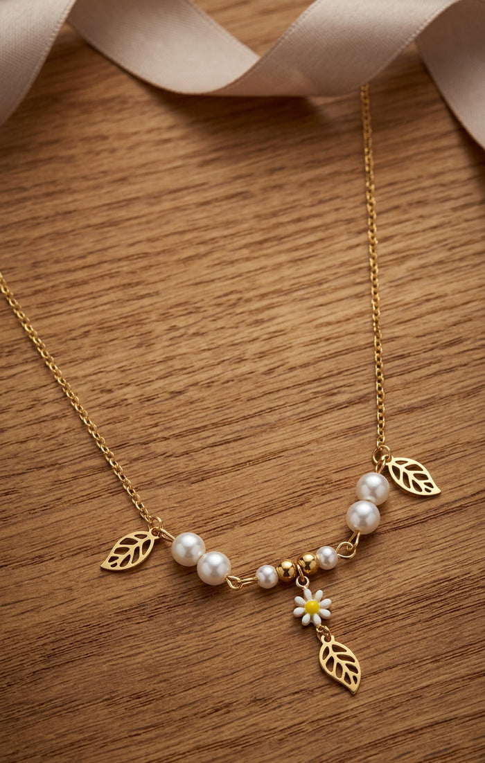 Pearl Daisy Leaf Charm Gold Chain Necklace