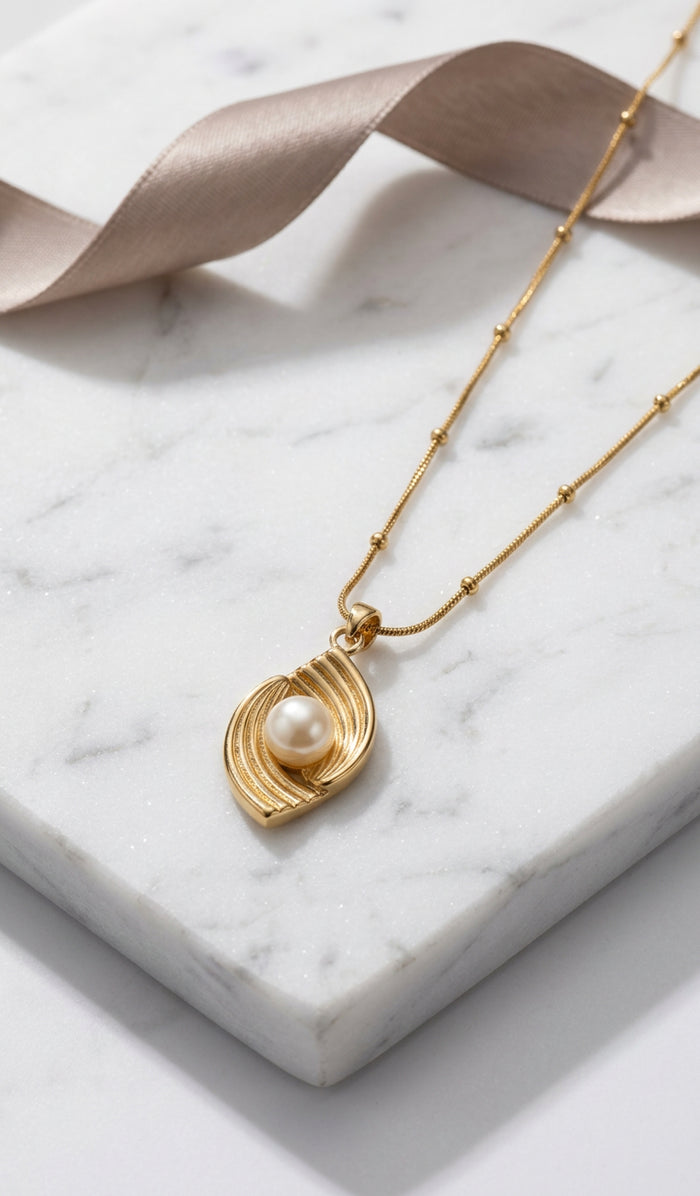 Pearl Leaf Pendant Gold Chain Necklace