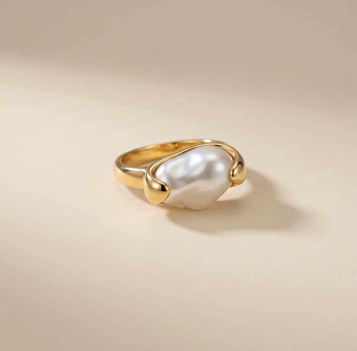 Pearl-Style Gold Wave Ring