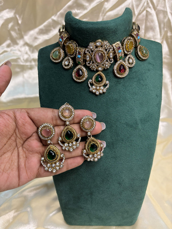 Navratna Victorian Choker Set