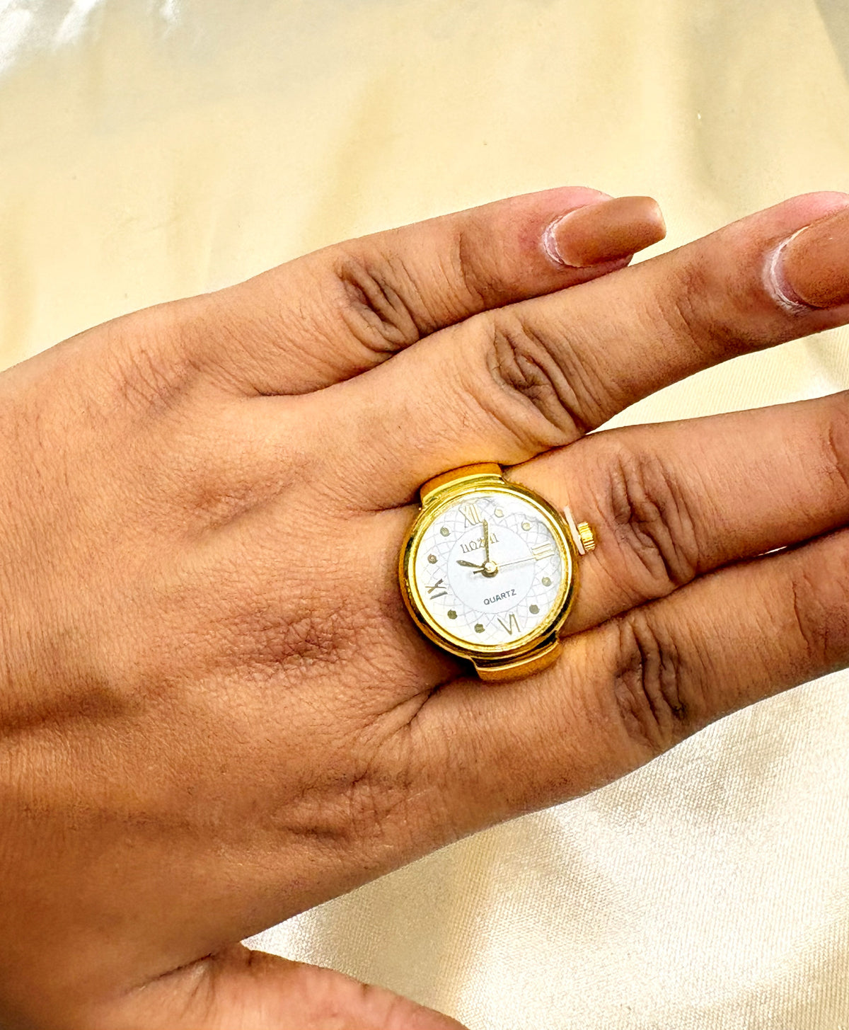 Watch 4-01